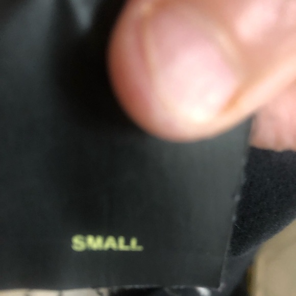 Fear of God 6th collection short sleeve size small holographic tshirt - Picture 13 of 16